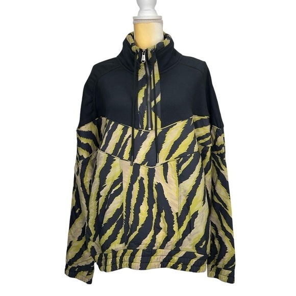 NEW FP Movement Free People Walk the Line Pullover Size Medium Black Green New - Picture 2 of 8